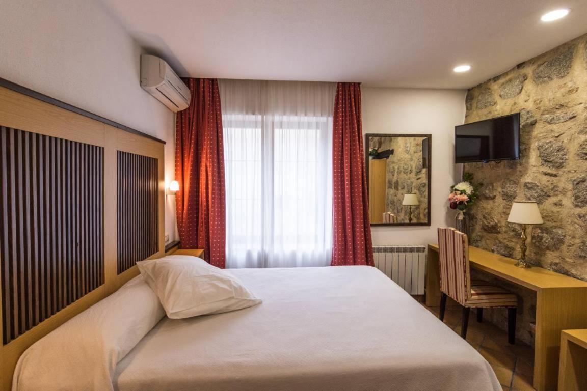 Antika Snoga Hotel Ávila Luaran gambar