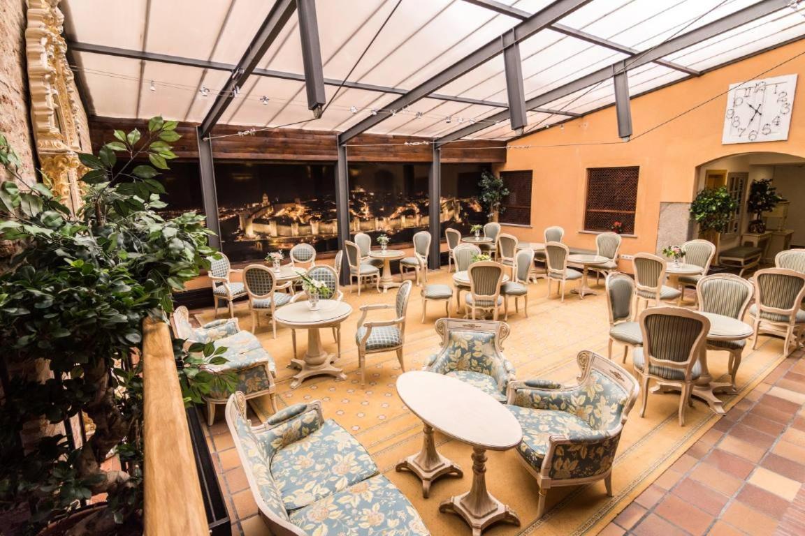 Antika Snoga Hotel Ávila Luaran gambar