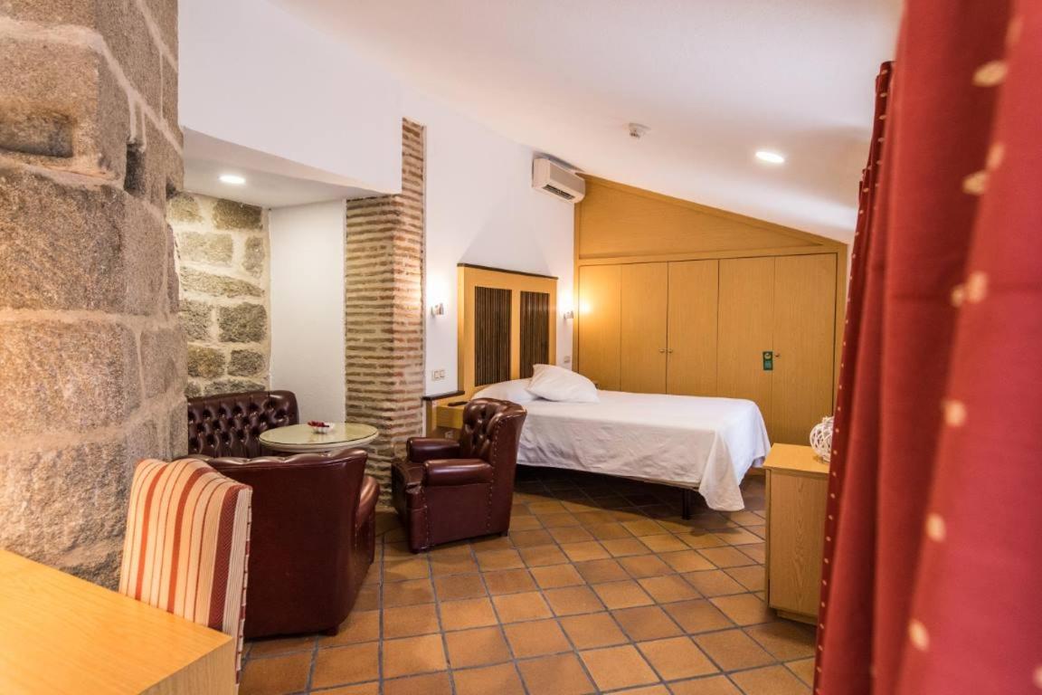 Antika Snoga Hotel Ávila Luaran gambar
