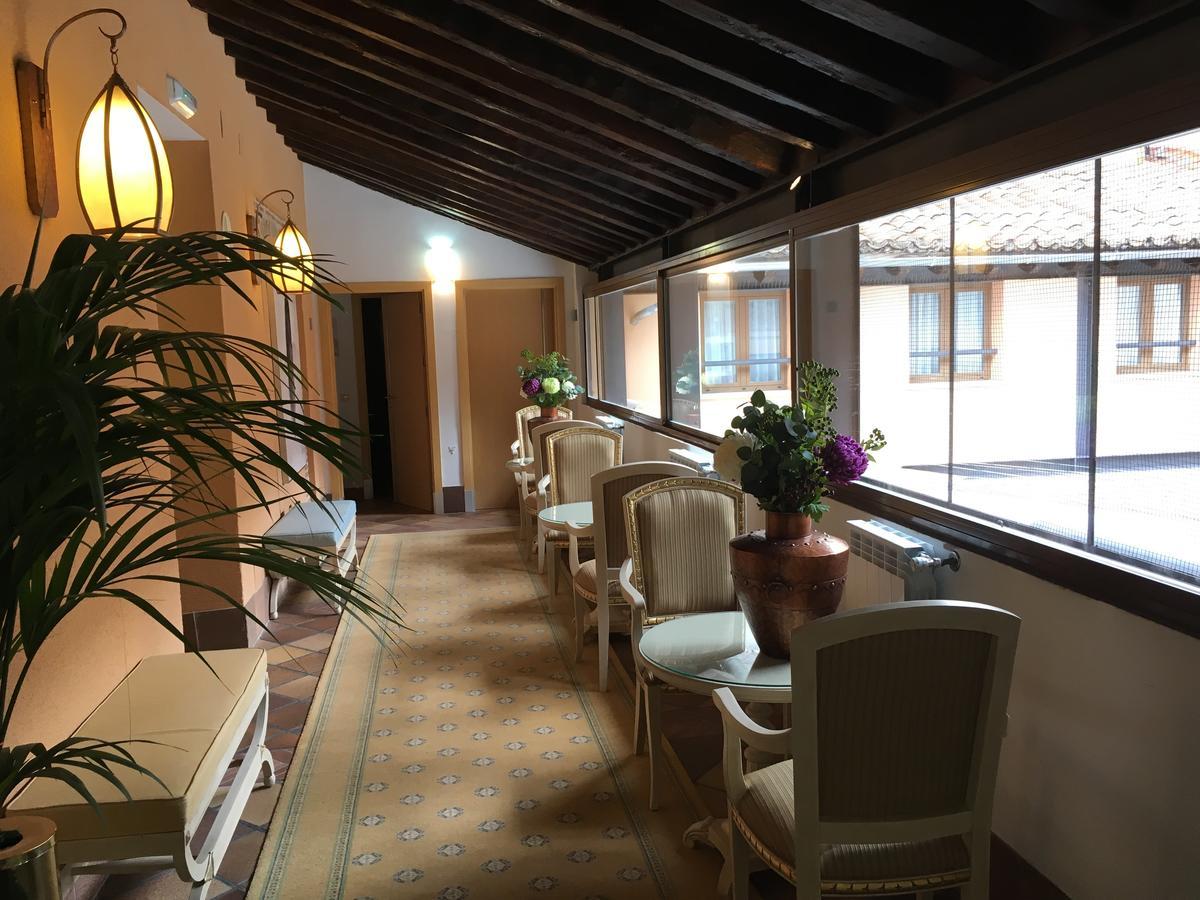 Antika Snoga Hotel Ávila Luaran gambar
